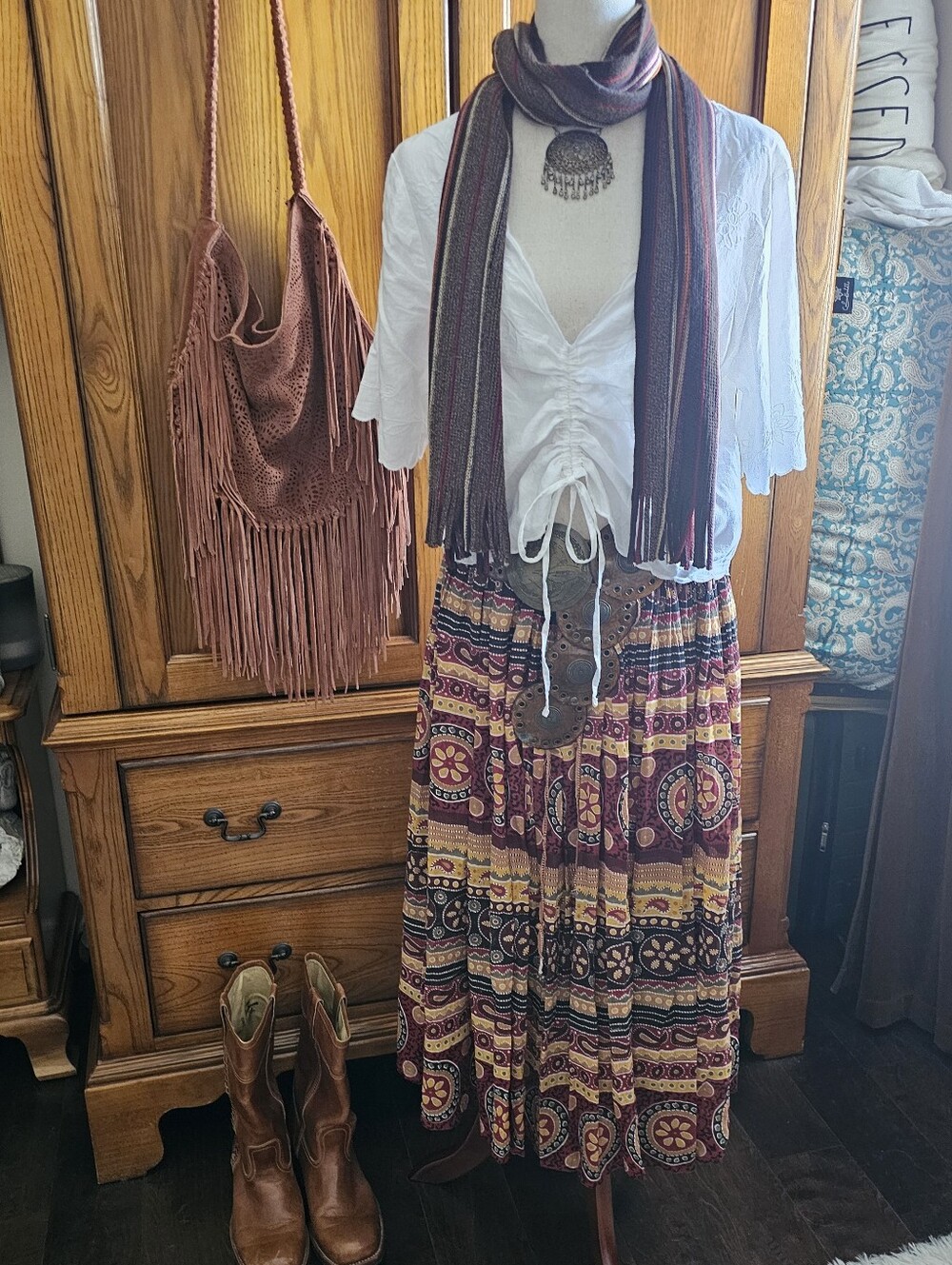 Aerie White Embroidered Ruched Peasant Top Medium NWT Boho Cottagecore